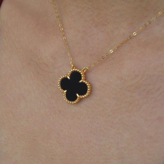 CLOVER | BLACK NECKLACE